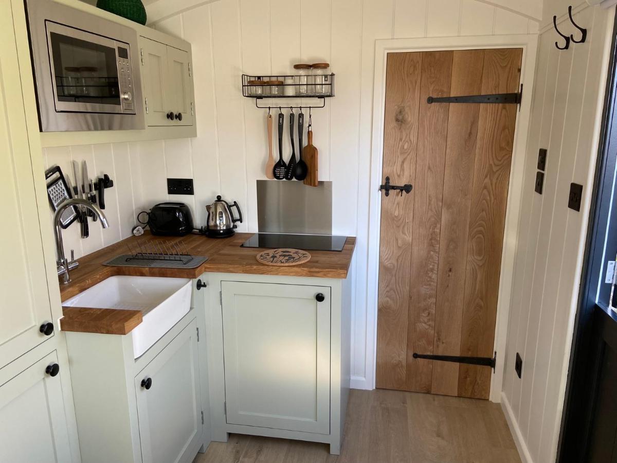 Peaceful Shepherd'S Hut In Beautiful Countryside. 林利斯戈 外观 照片